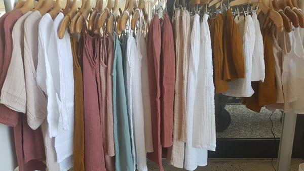 Tiny Peoples guide to Numero 74